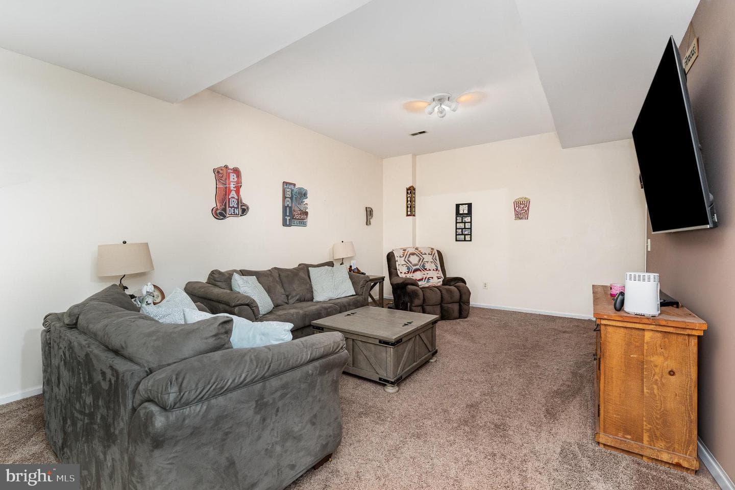 3221 Titanic Drive photo 18