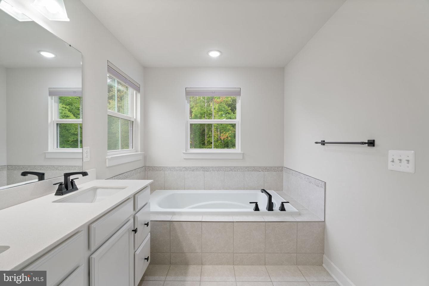 114 Elmsley Lane photo 37