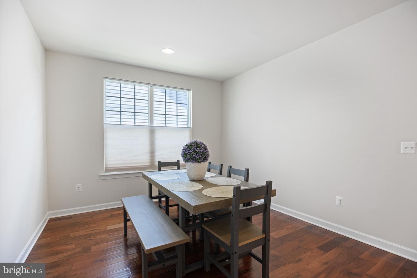 980 Coriander Lane photo 17