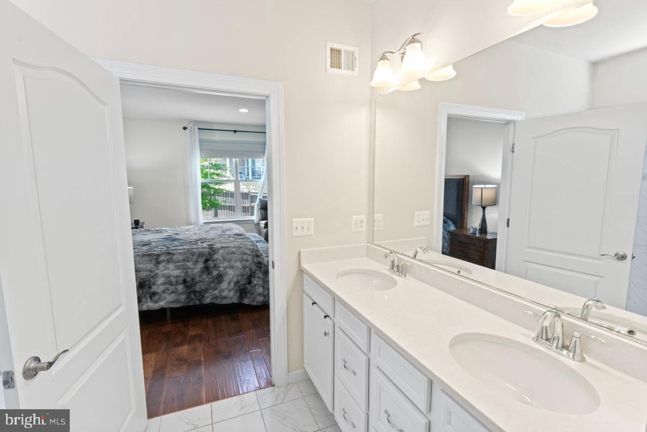 980 Coriander Lane photo 23