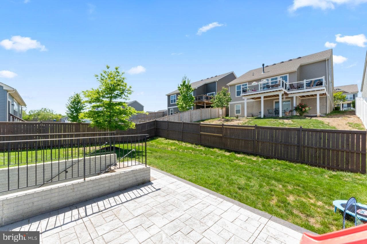 980 Coriander Lane photo 43