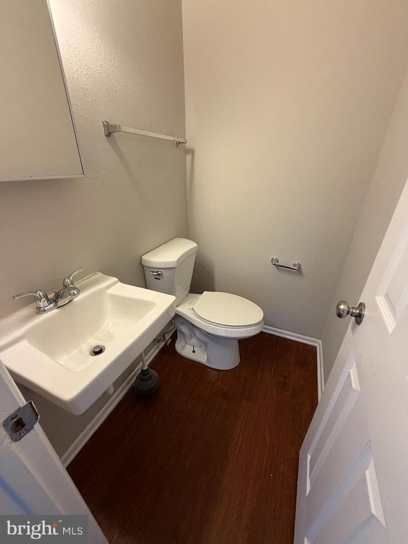 807 Bellows Avenue photo 12