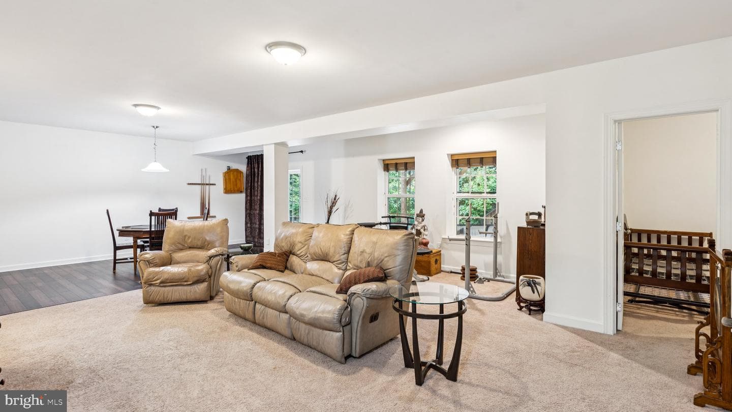 24 Darden Court photo 42