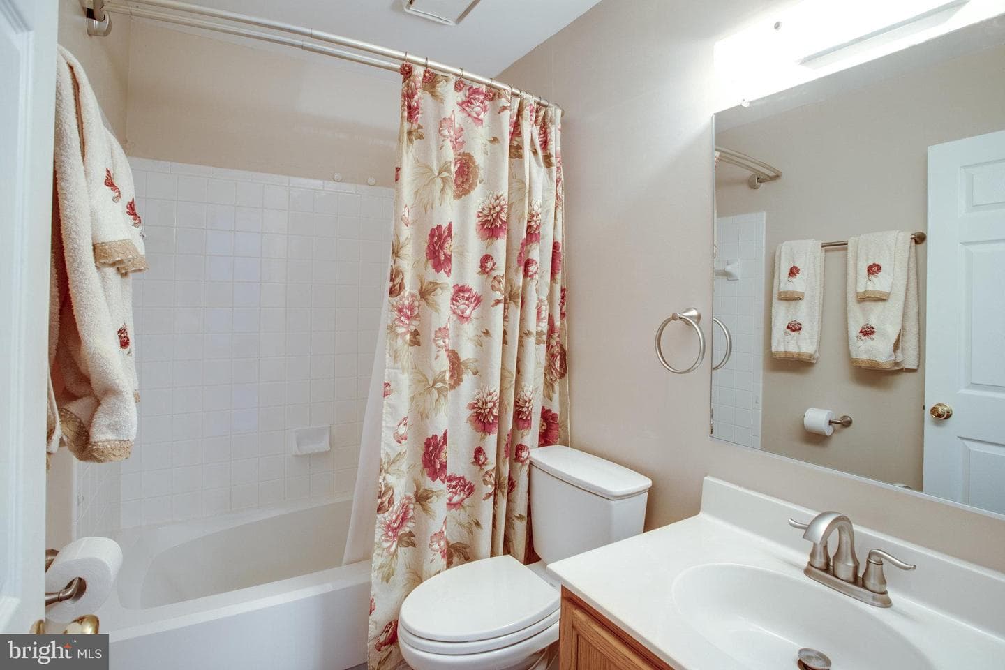 302 Pinnacle Drive photo 19