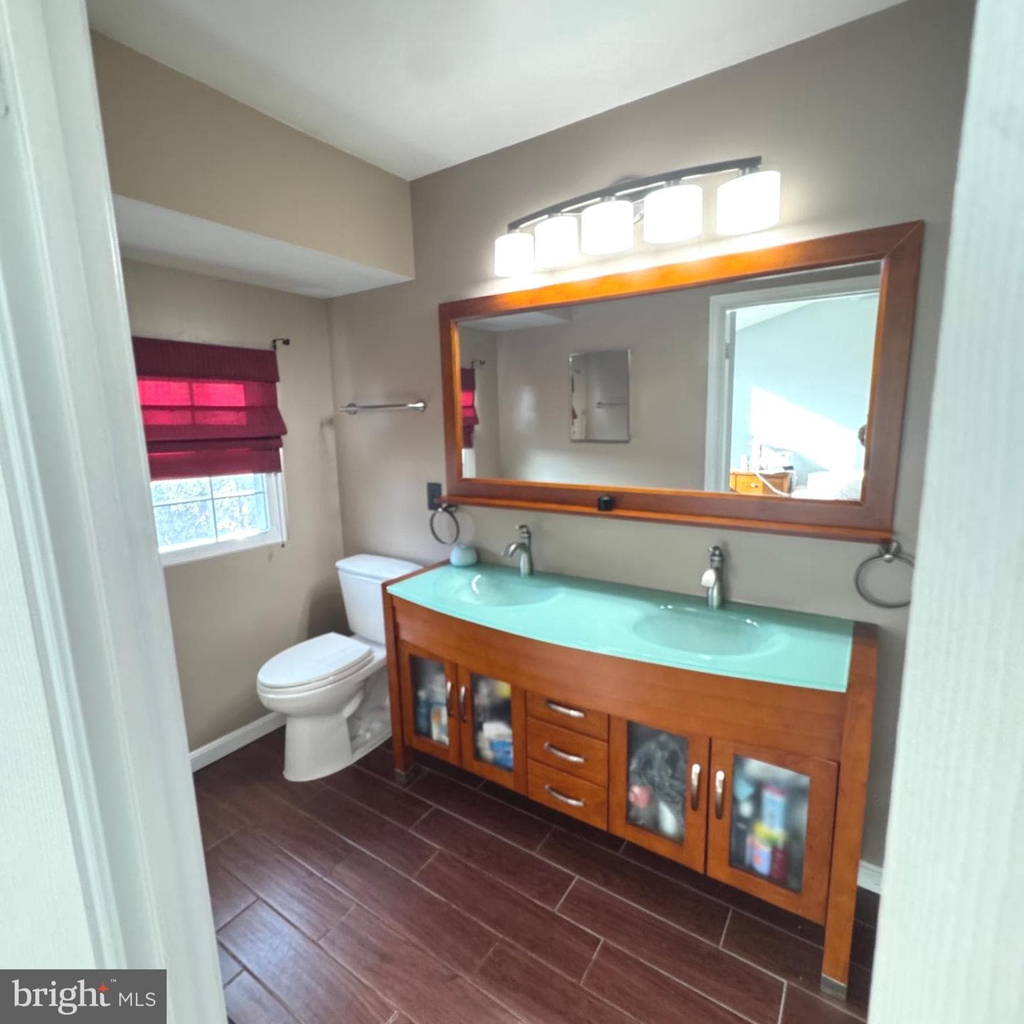 302 Pinnacle Drive photo 8