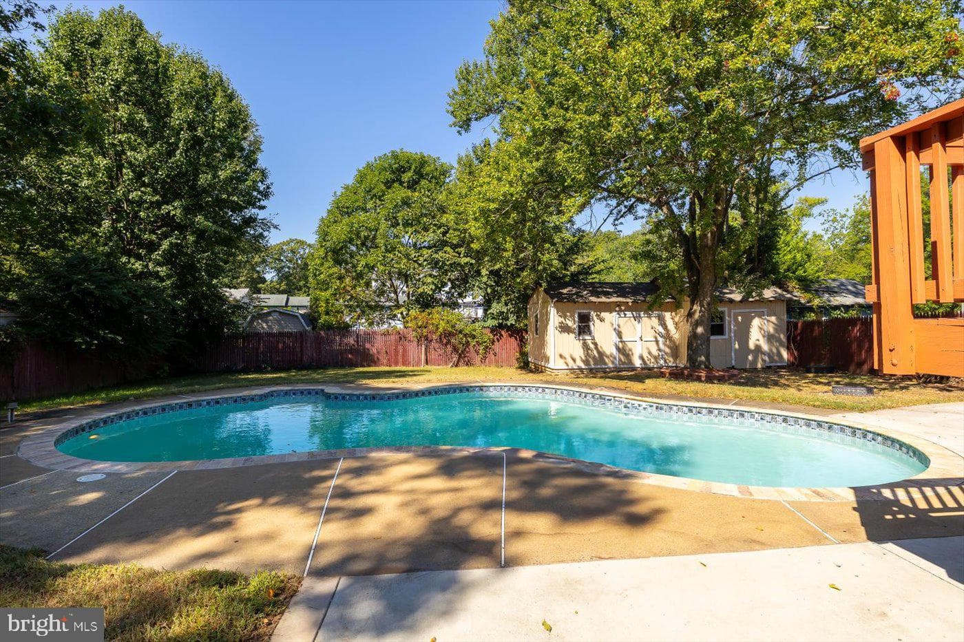 106 Raintree photo 10