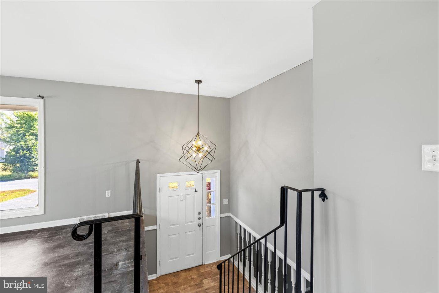 106 Raintree photo 17