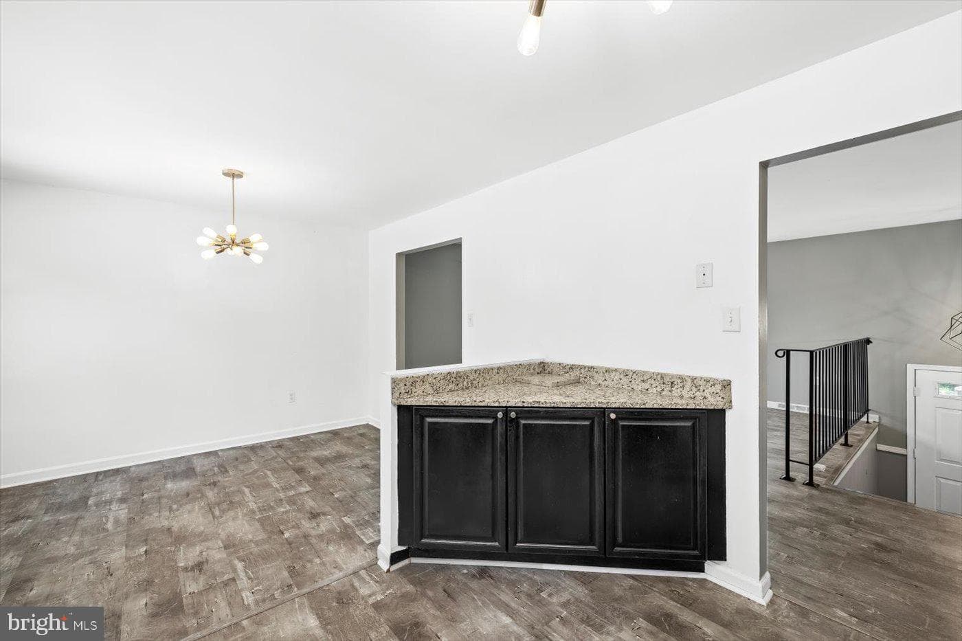 106 Raintree photo 28