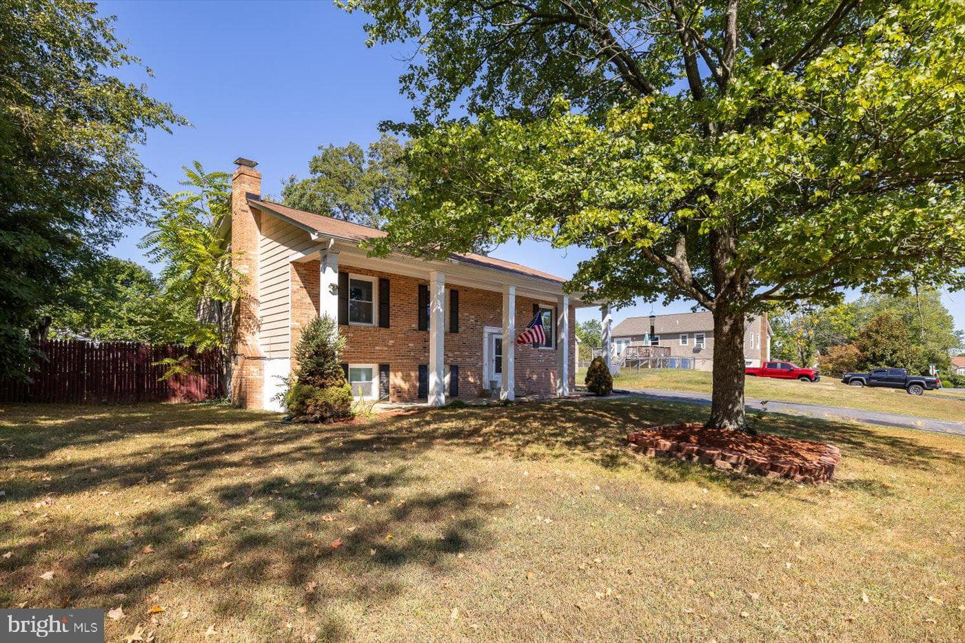 106 Raintree photo 56