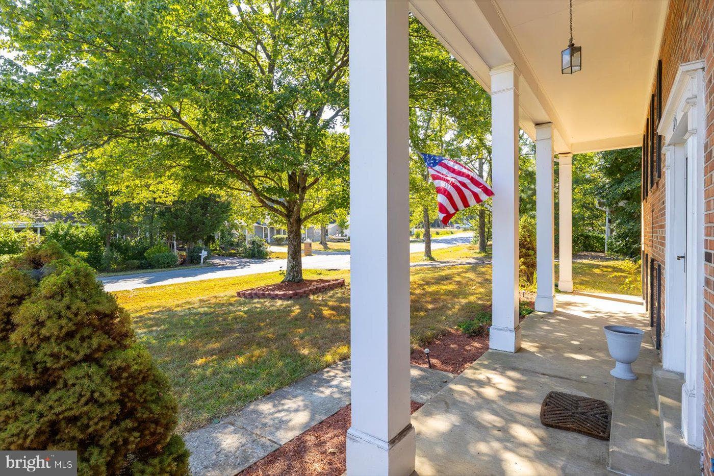 106 Raintree photo 59