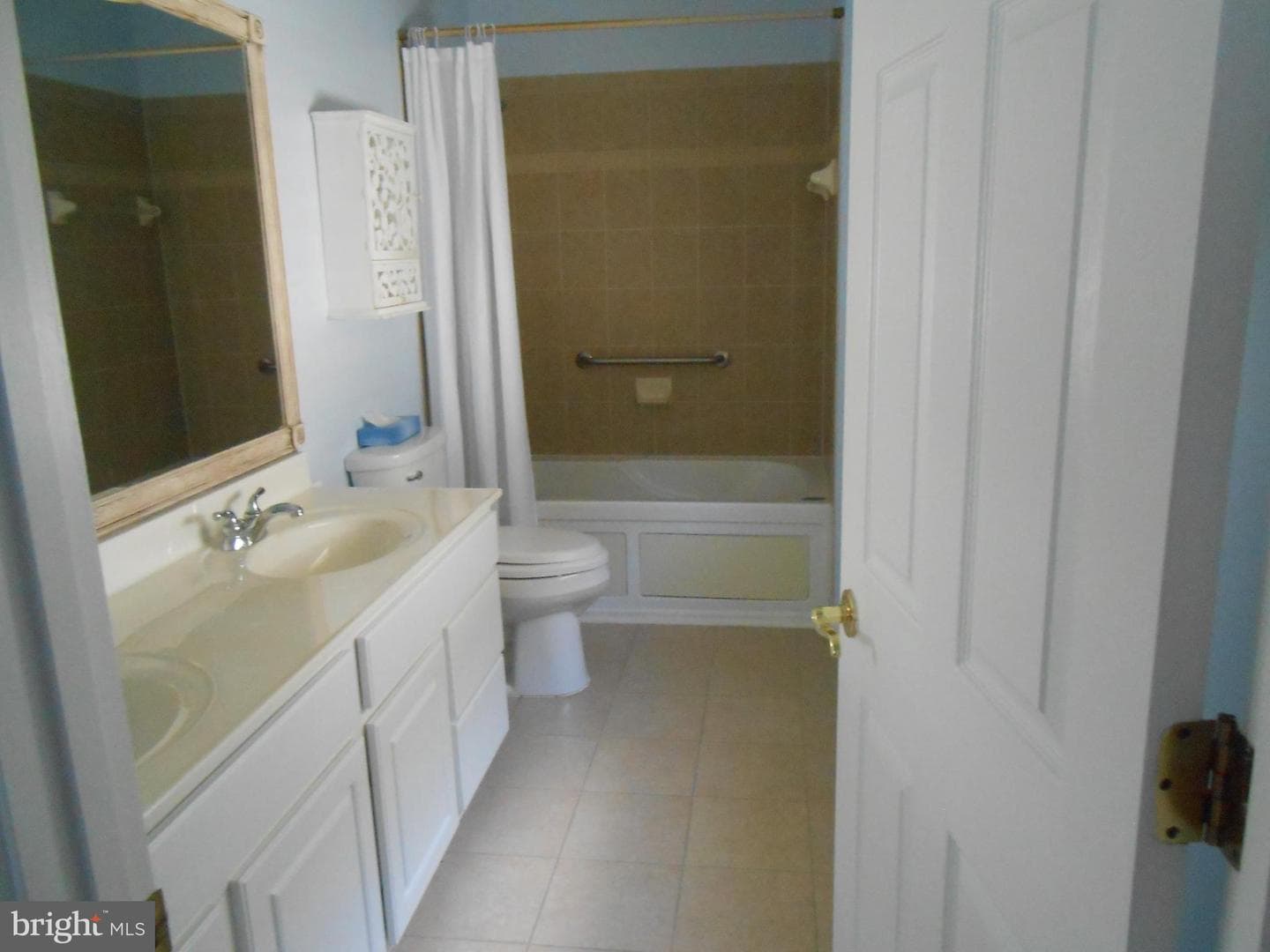 286 Bridgewater Circle photo 9