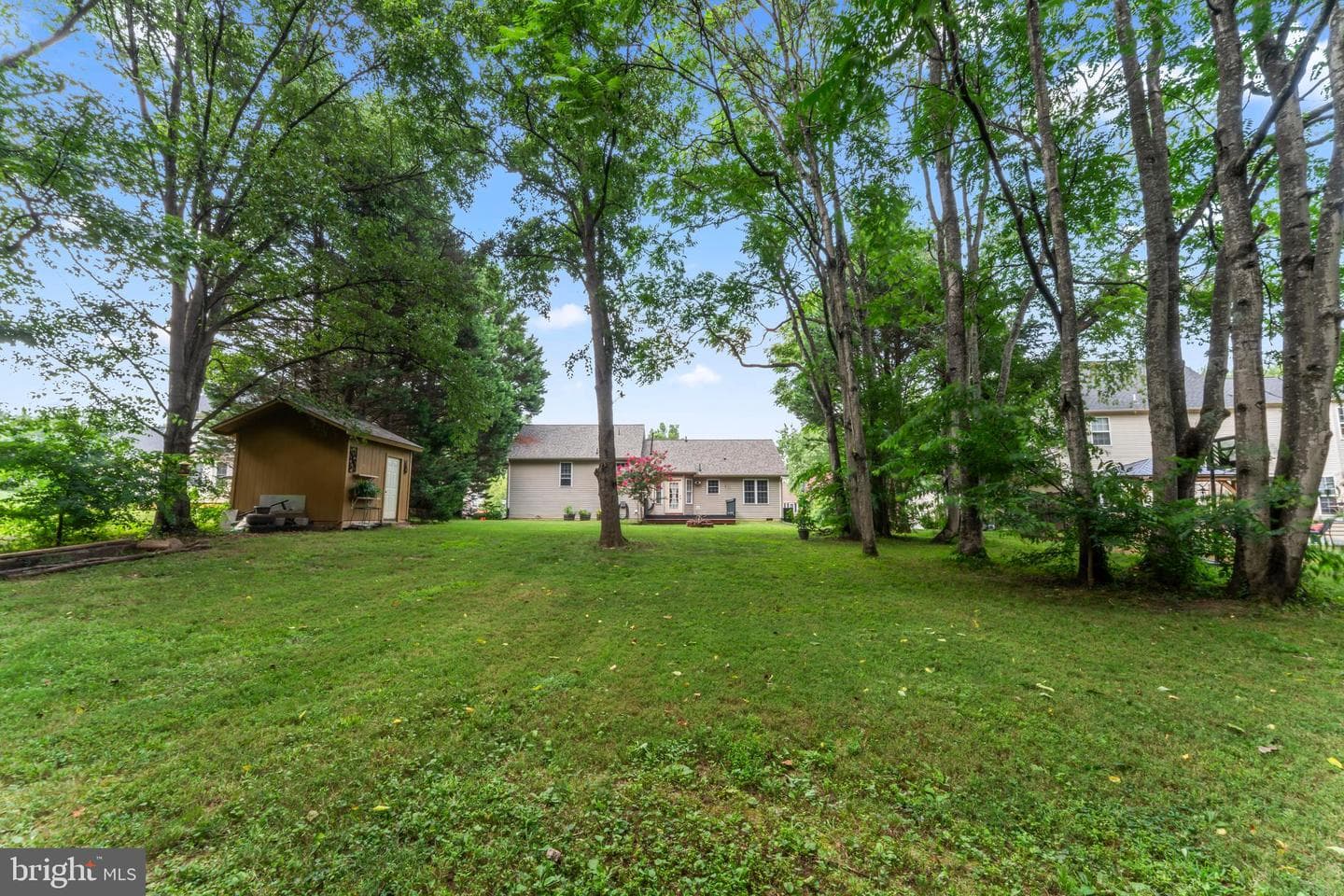 8 Falling Water Court photo 33