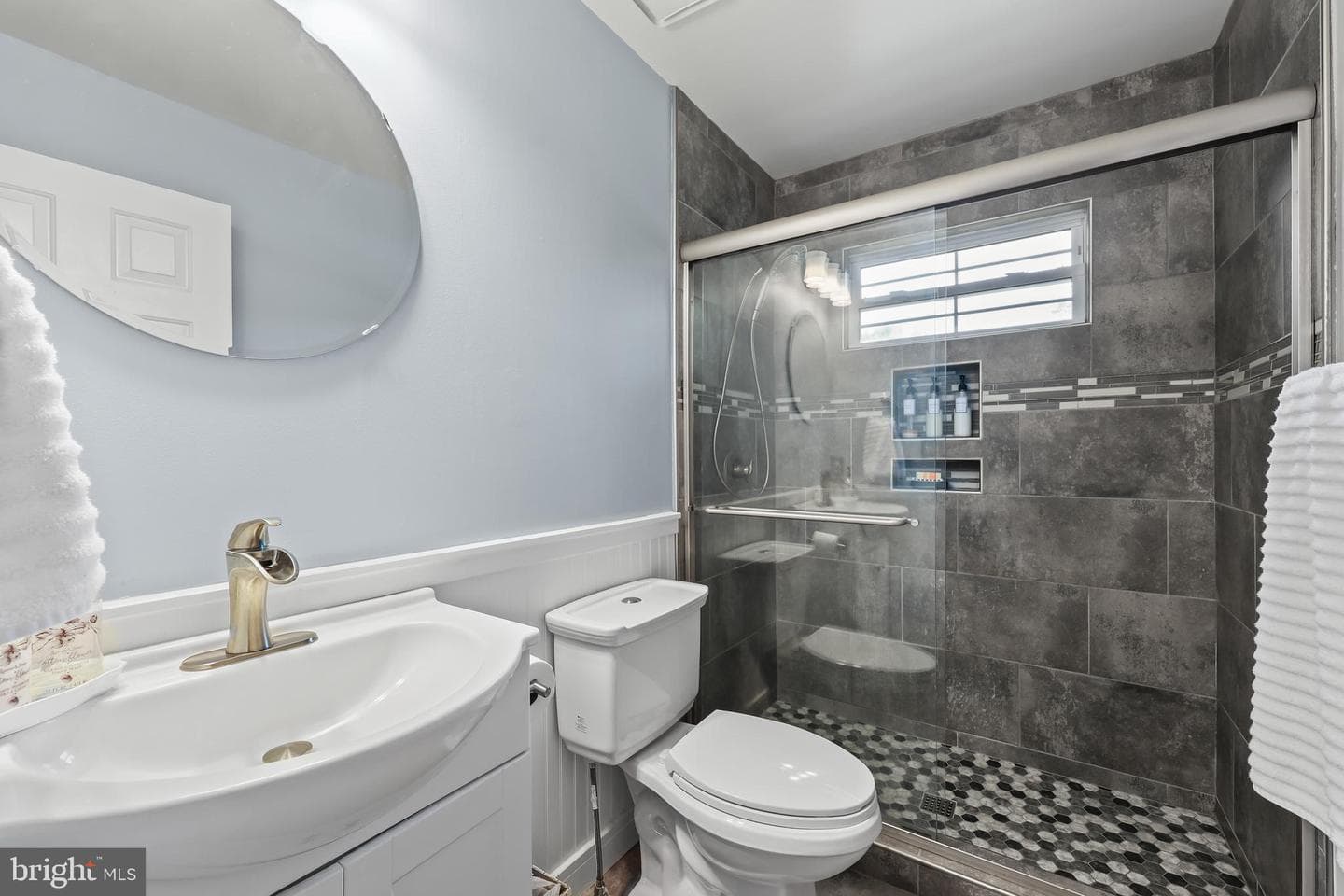 1 Frantz Court photo 11