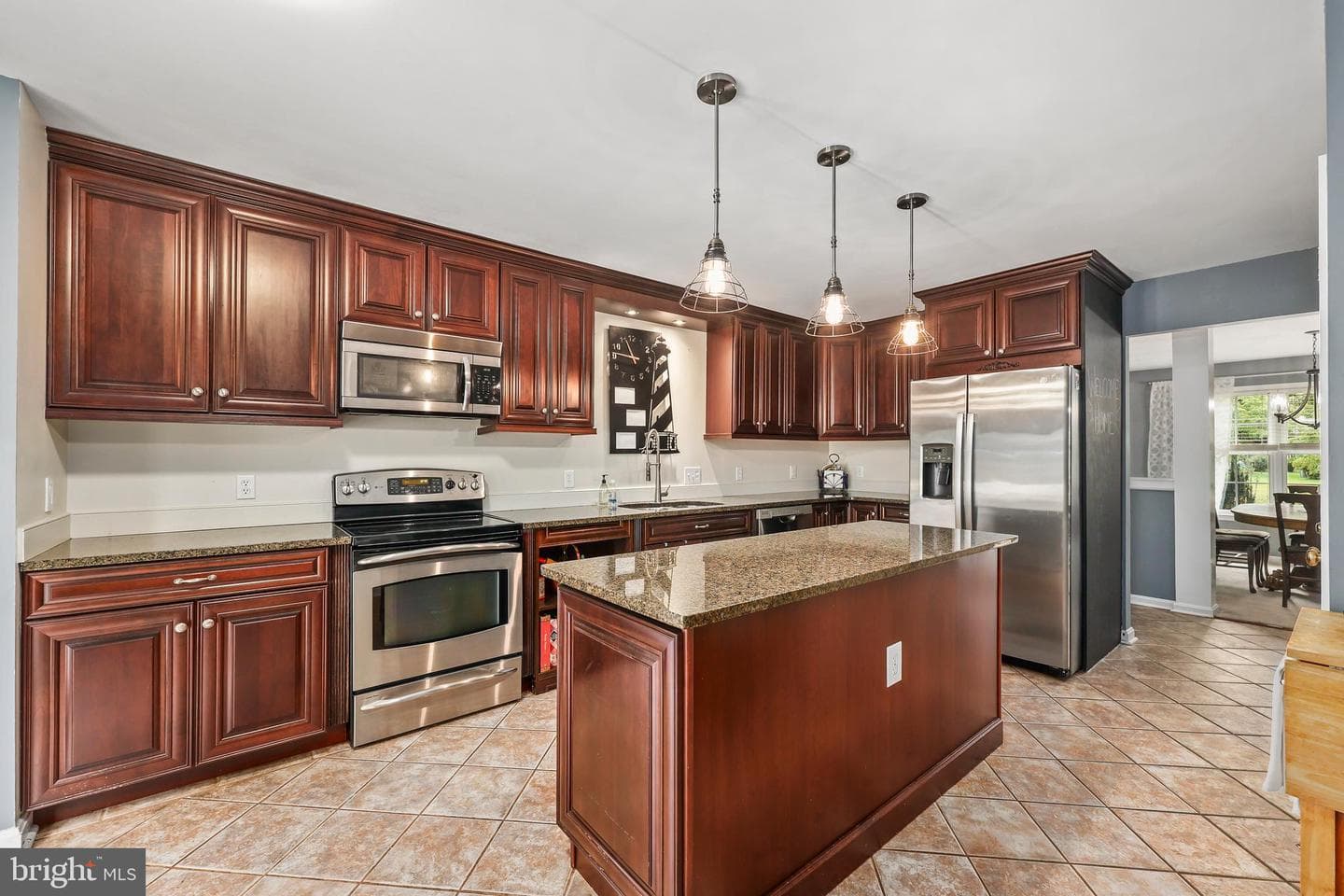 1 Frantz Court photo 17