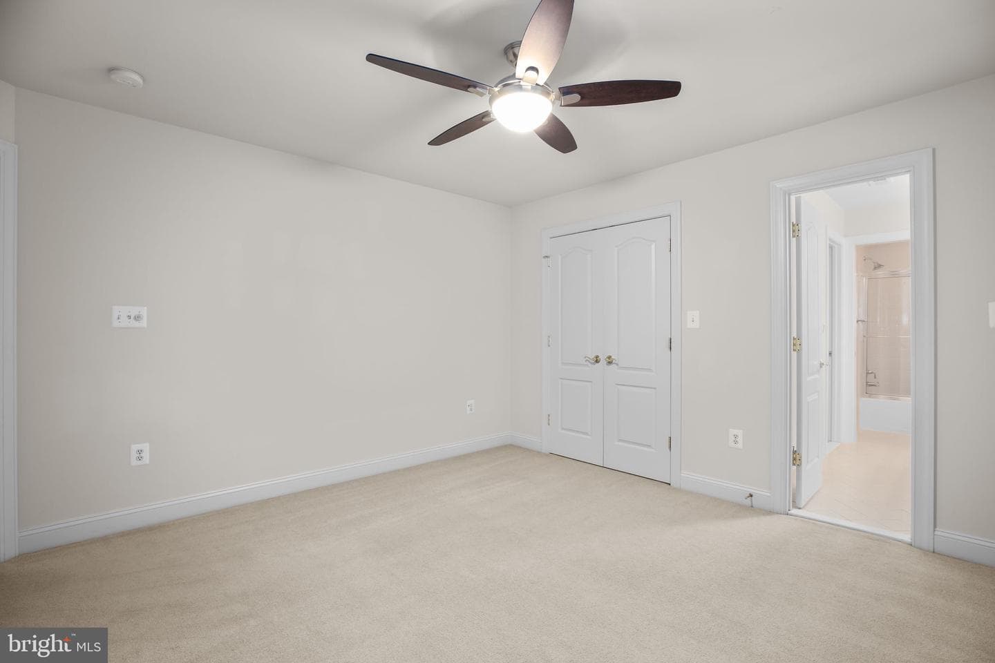 240 Kimberwick Lane photo 35