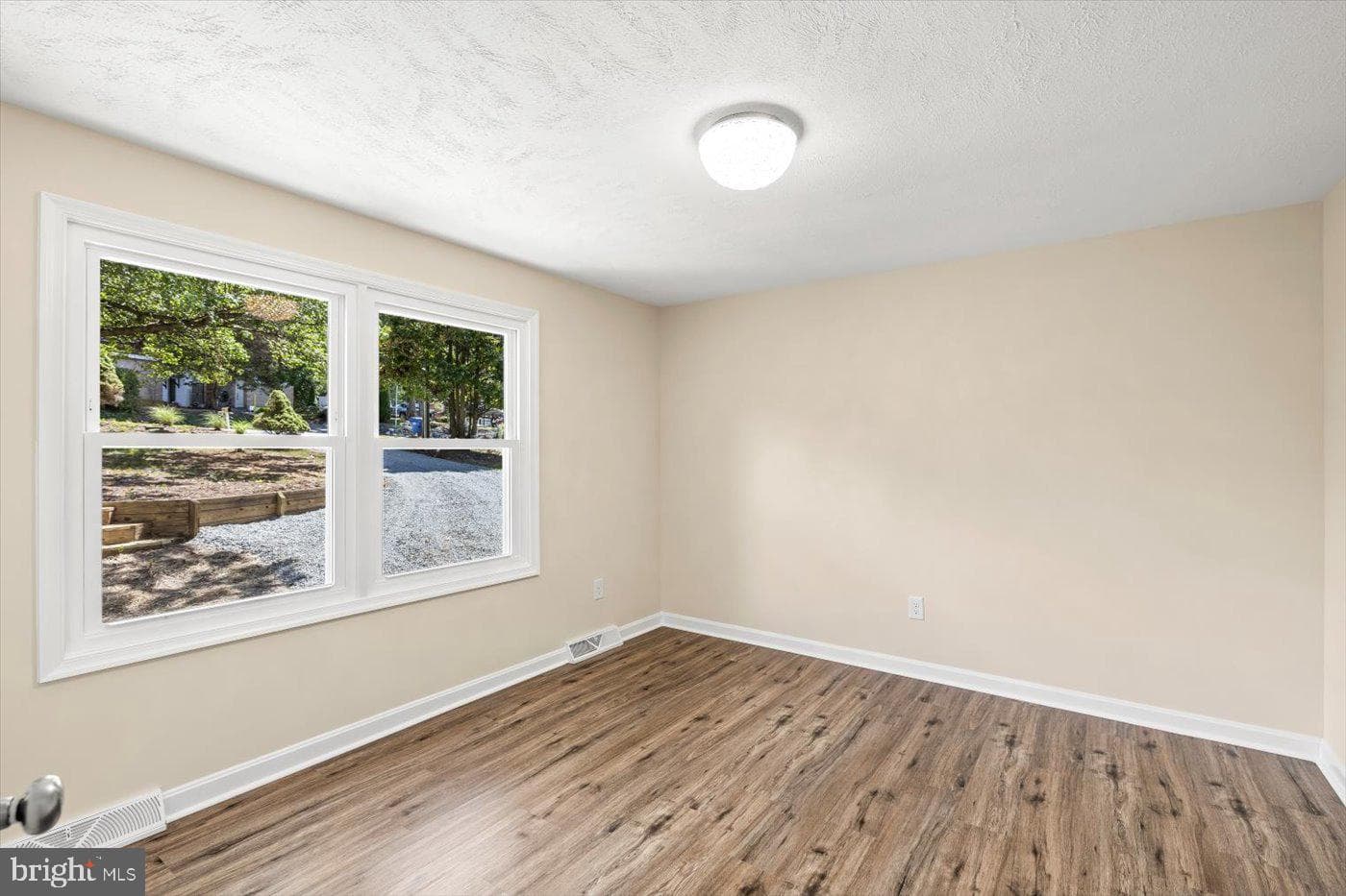 9 Doyle Place photo 19
