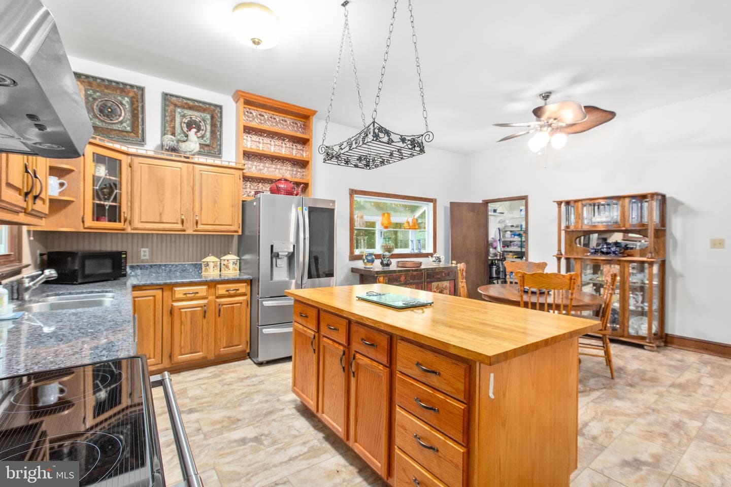 66 Estate Row photo 21
