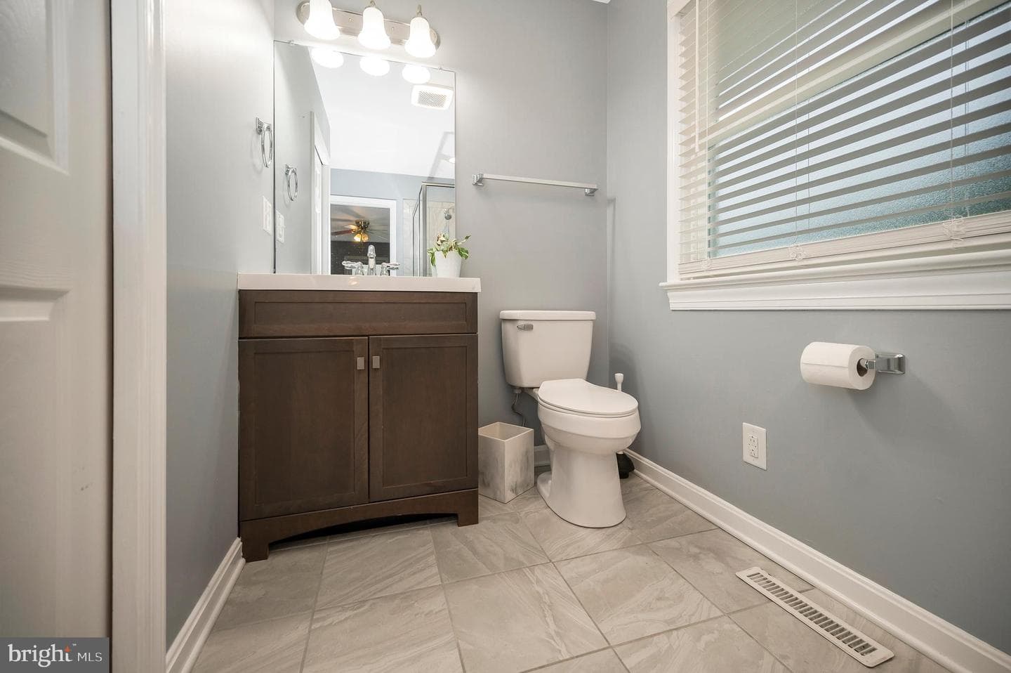 700 Jett Street photo 28