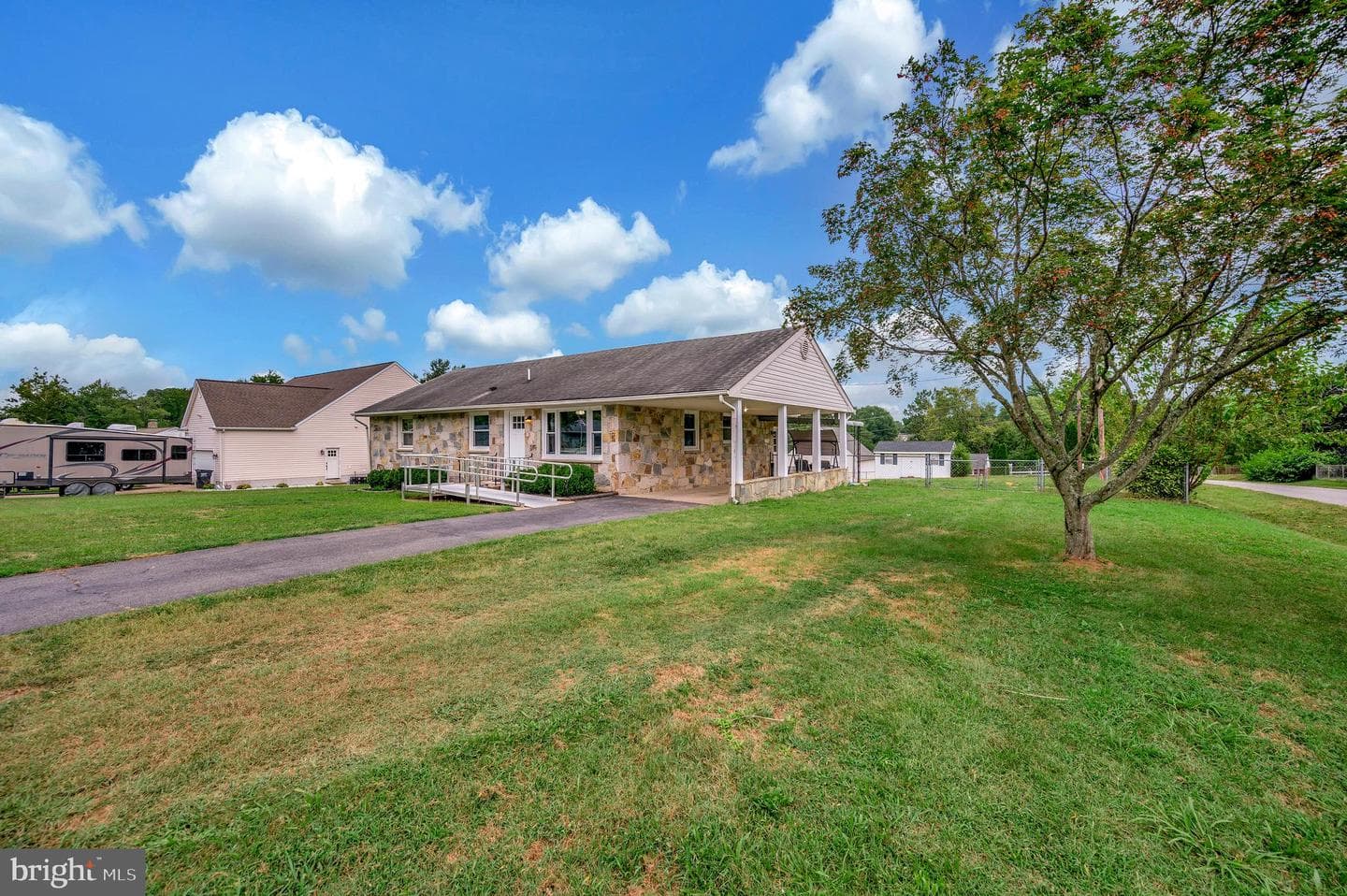 700 Jett Street photo 38