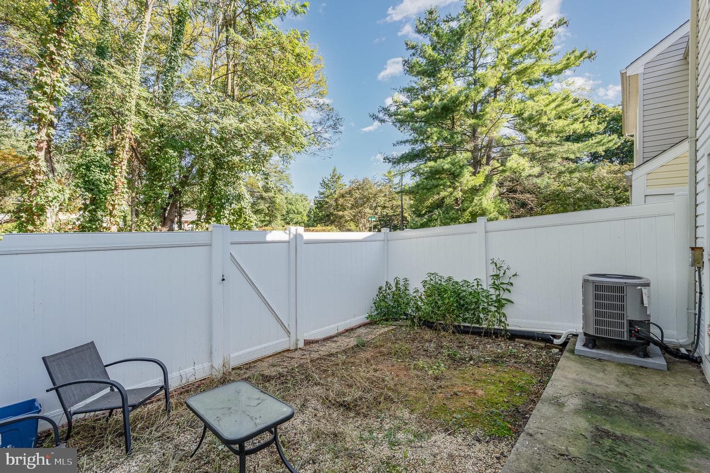 205 Powhatan Court #100 photo 23