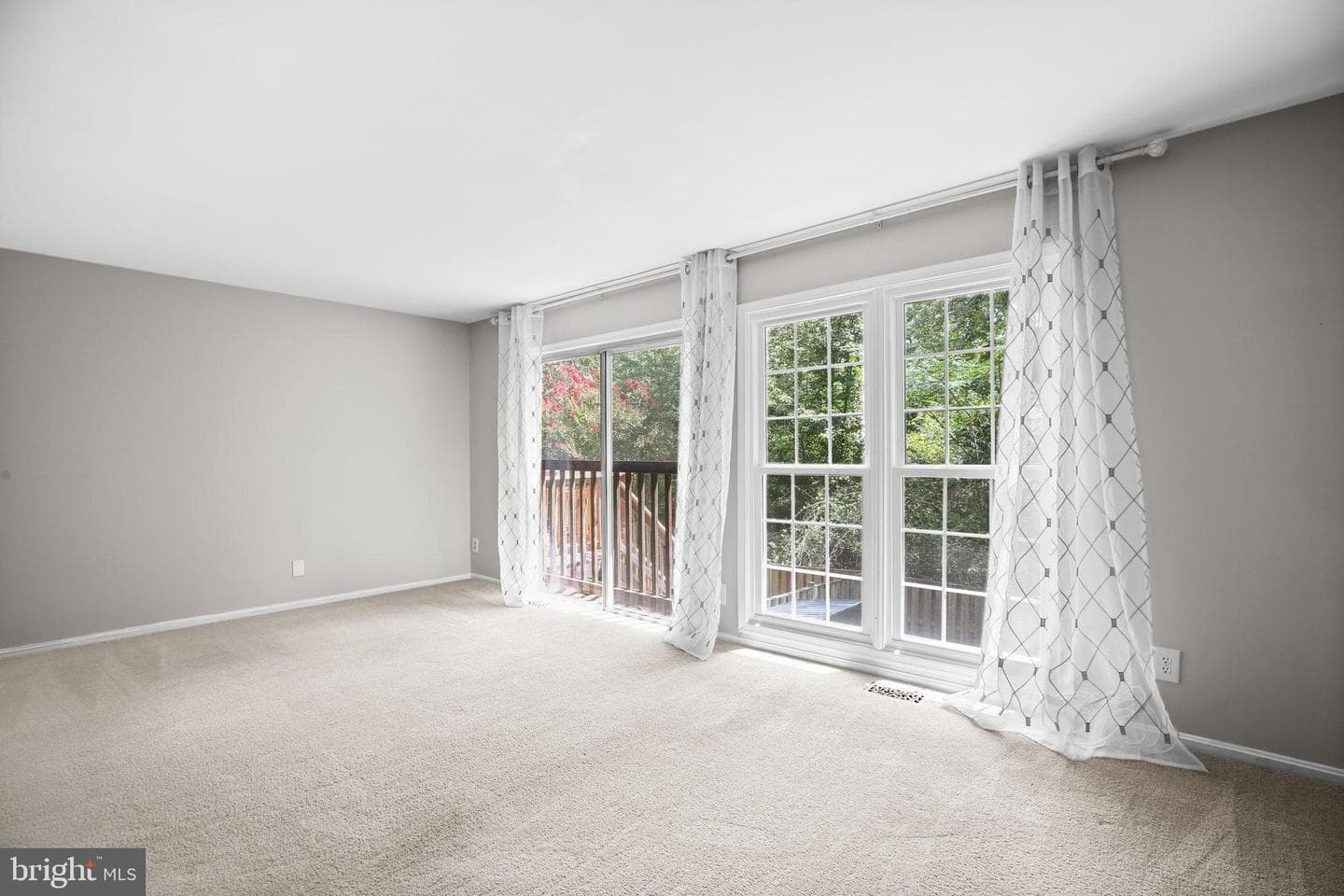 504 Batley Court photo 22