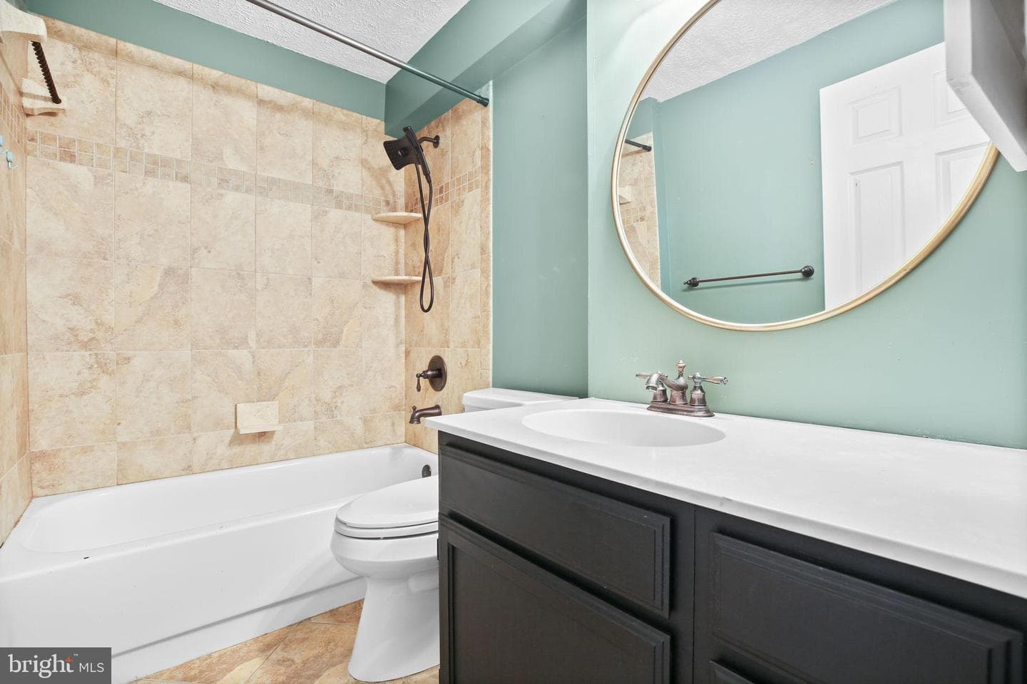 504 Batley Court photo 28