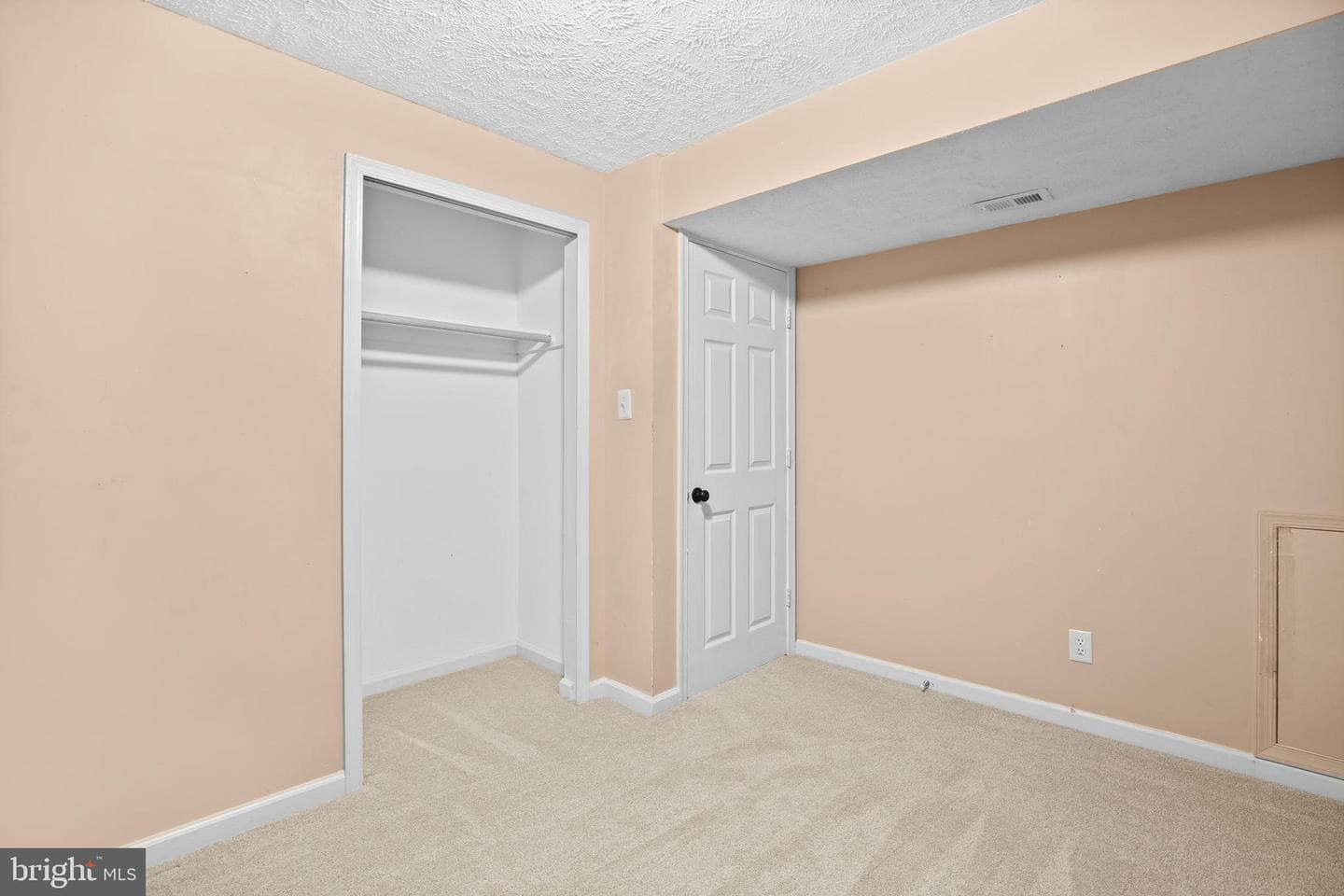 504 Batley Court photo 31