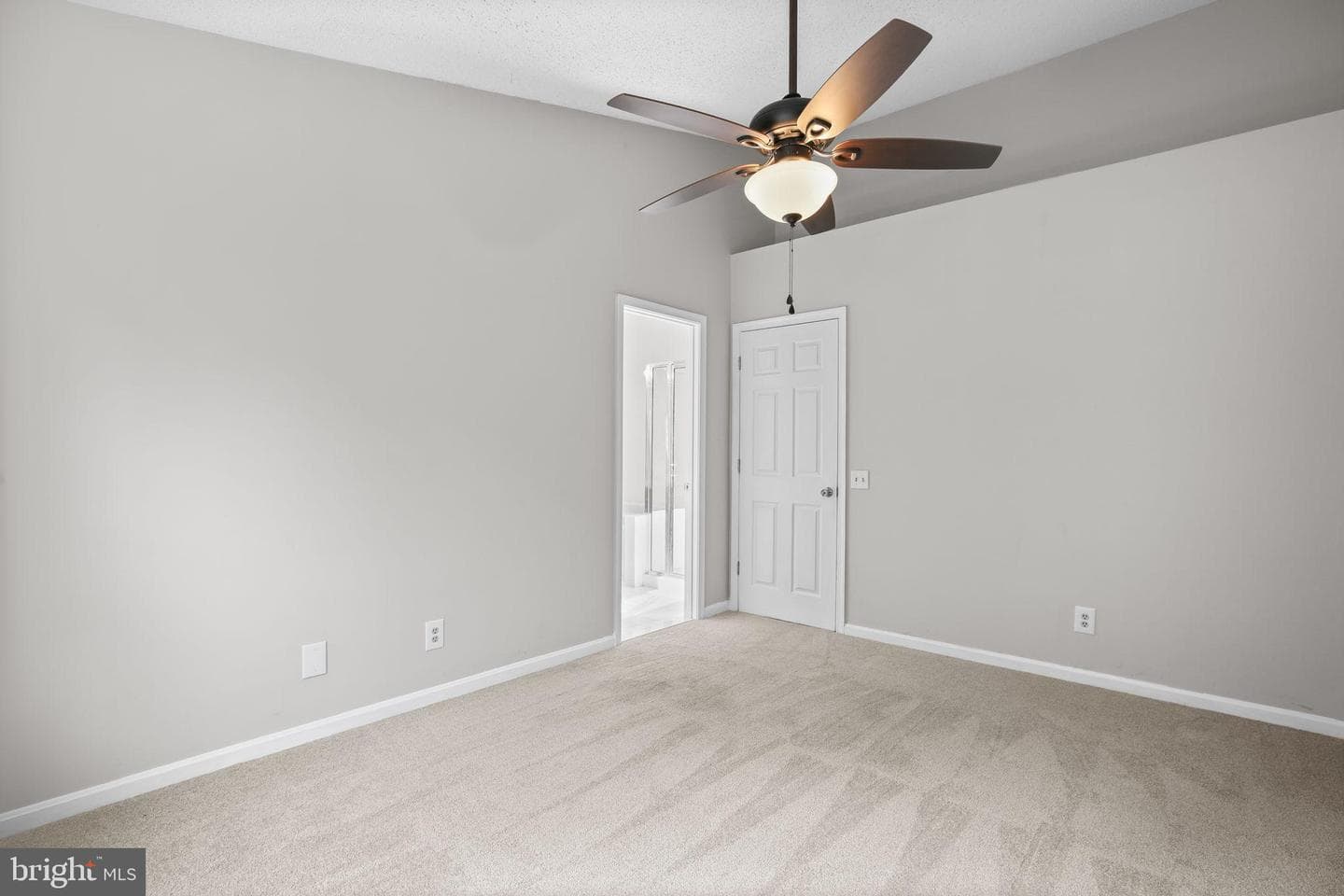 504 Batley Court photo 4