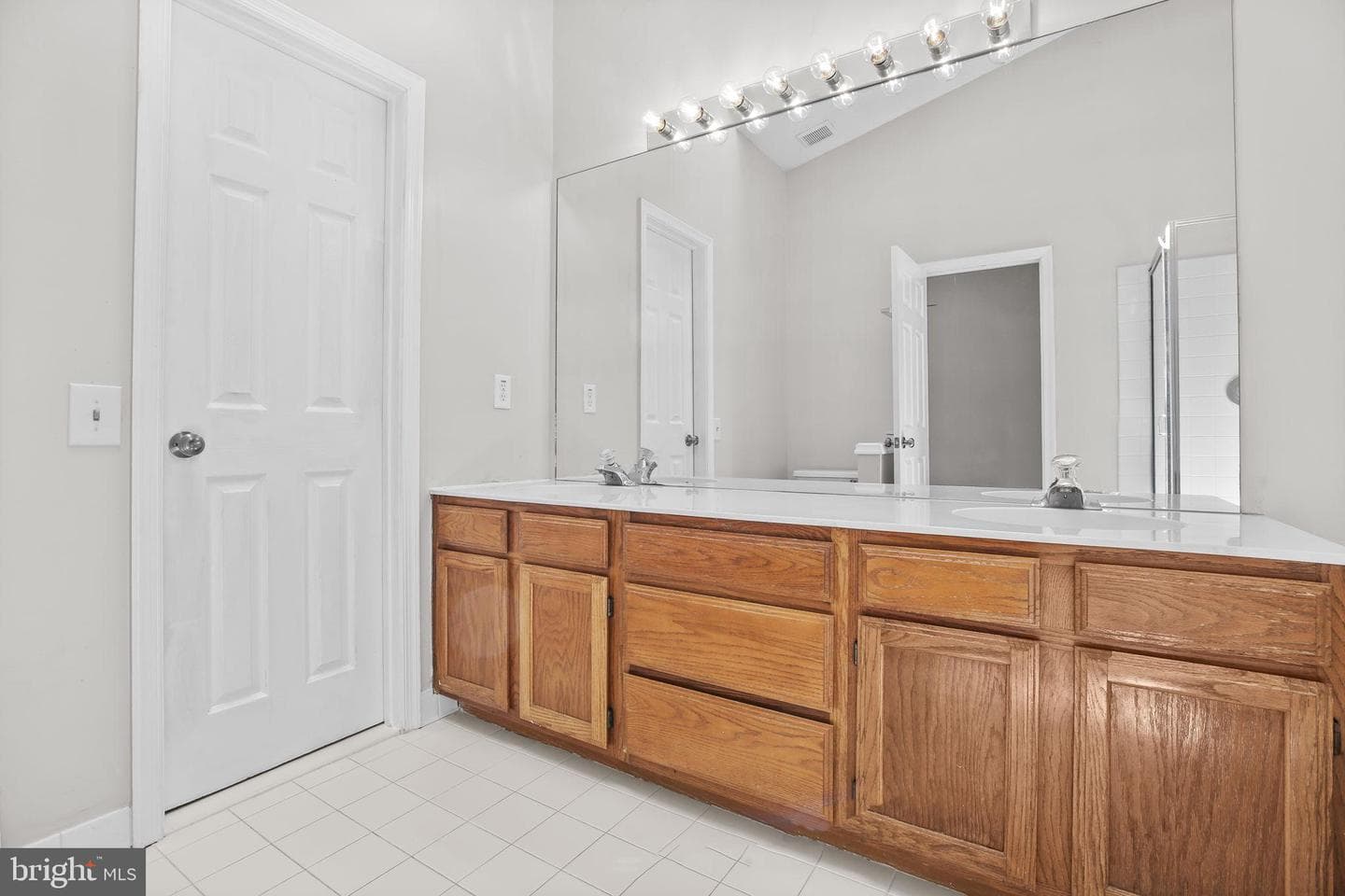 504 Batley Court photo 6