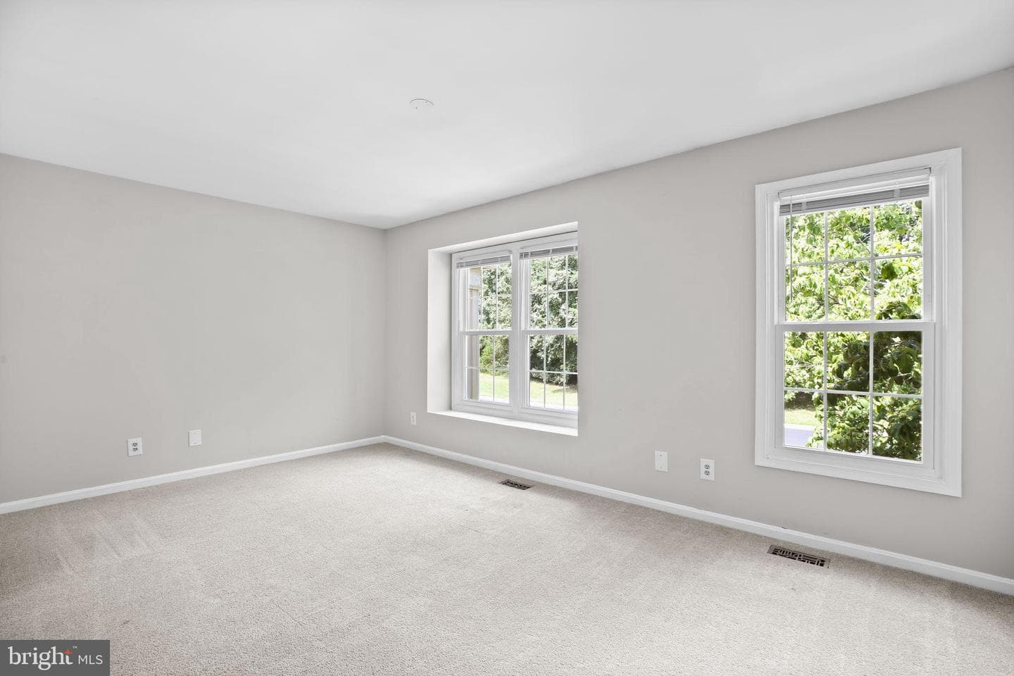 504 Batley Court photo 8