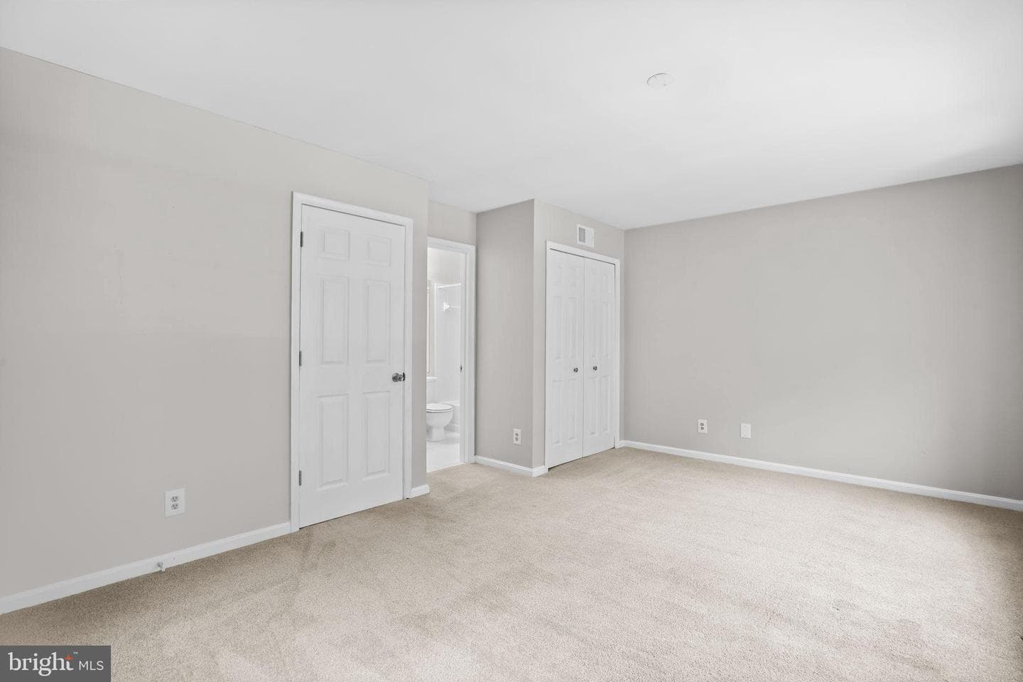 504 Batley Court photo 9