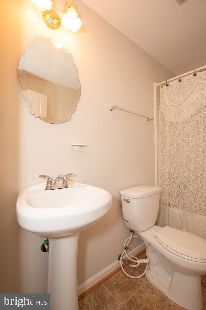 8 Pierre Emmanuel Court photo 44