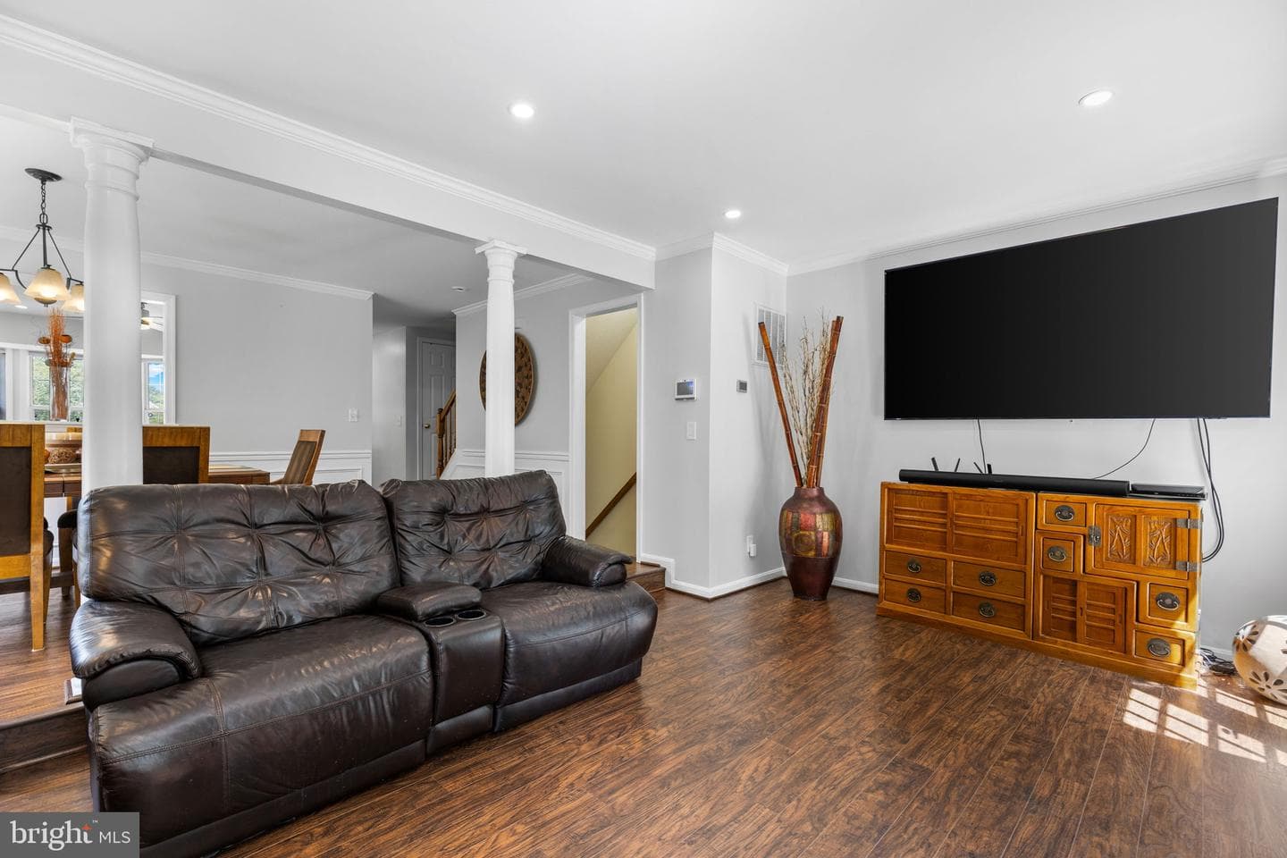 111 Sterling Court photo 10