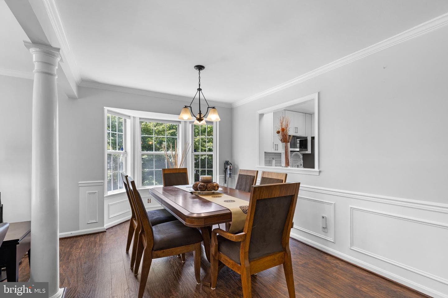 111 Sterling Court photo 12