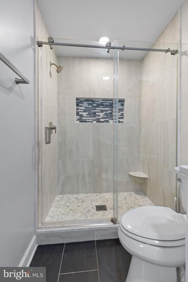 111 Sterling Court photo 20