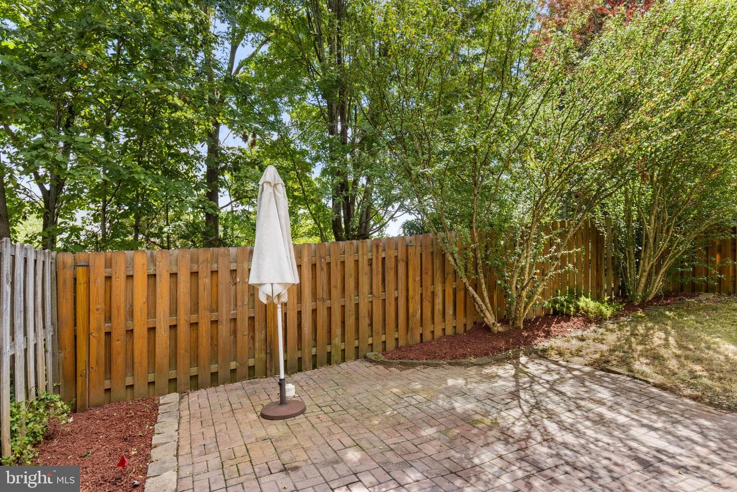 111 Sterling Court photo 33
