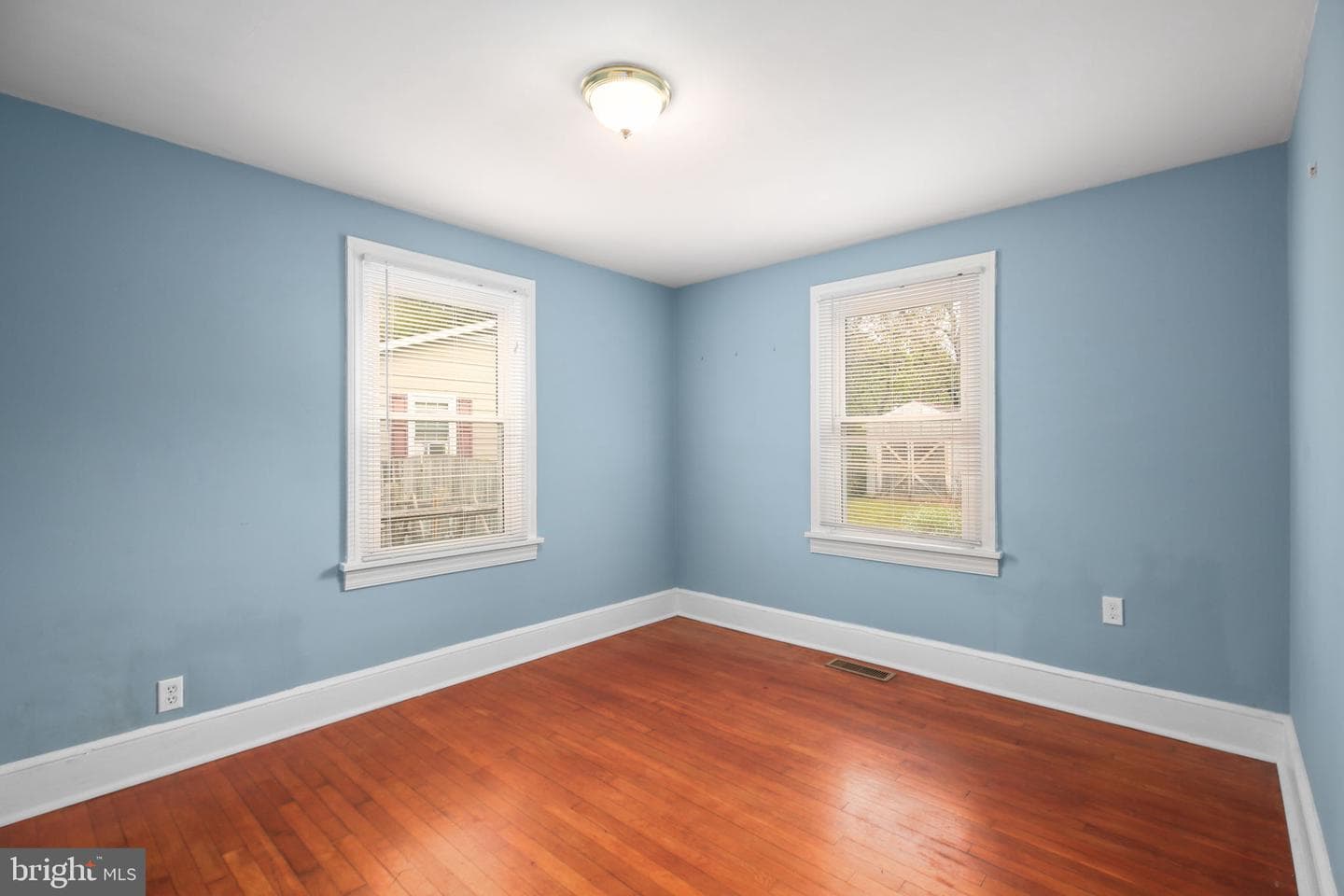 115 Mountain Avenue photo 19