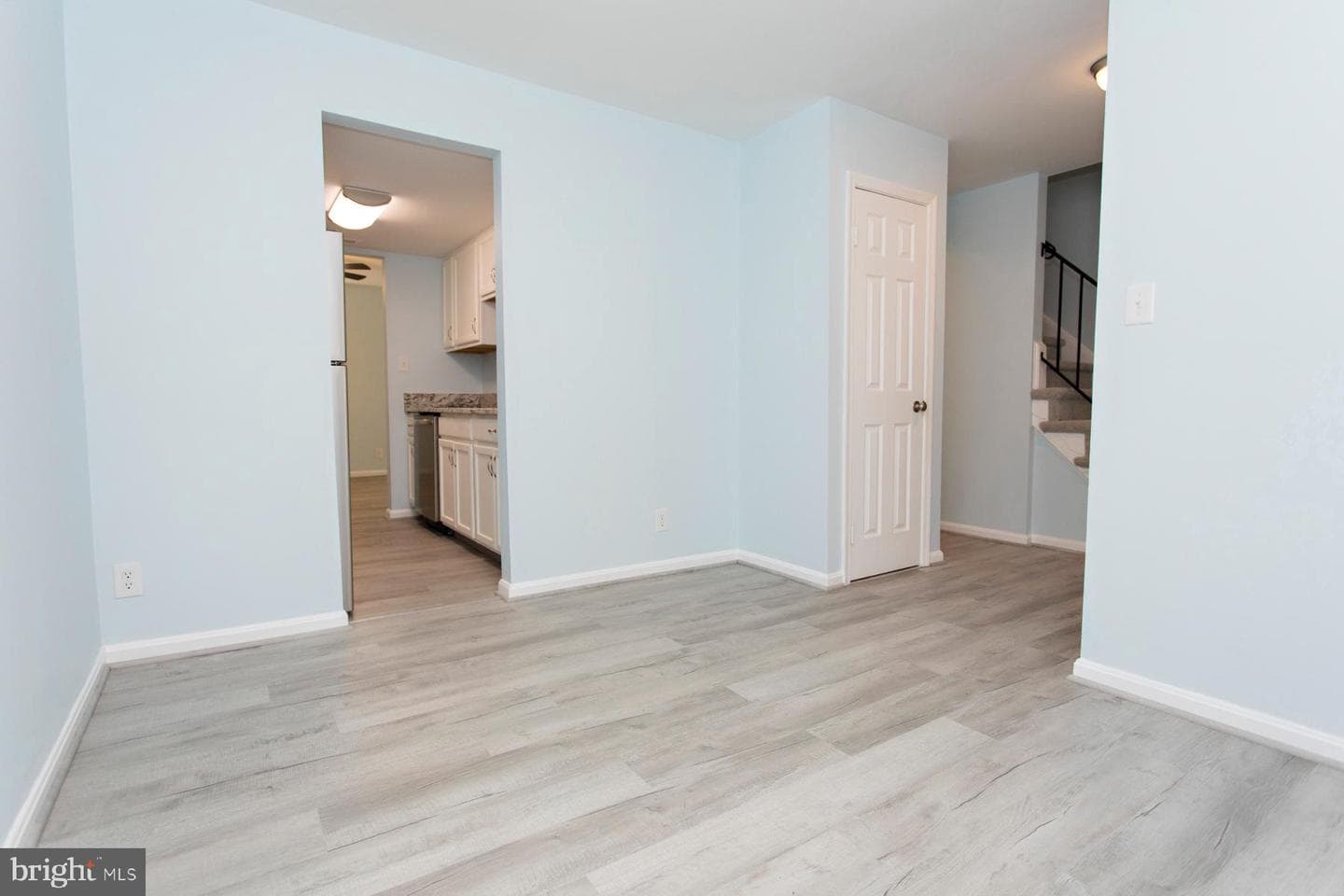 124 Oak Drive photo 4