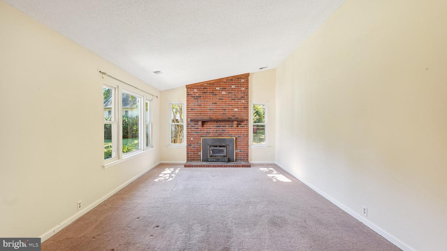 12 Vista Woods Road photo 5