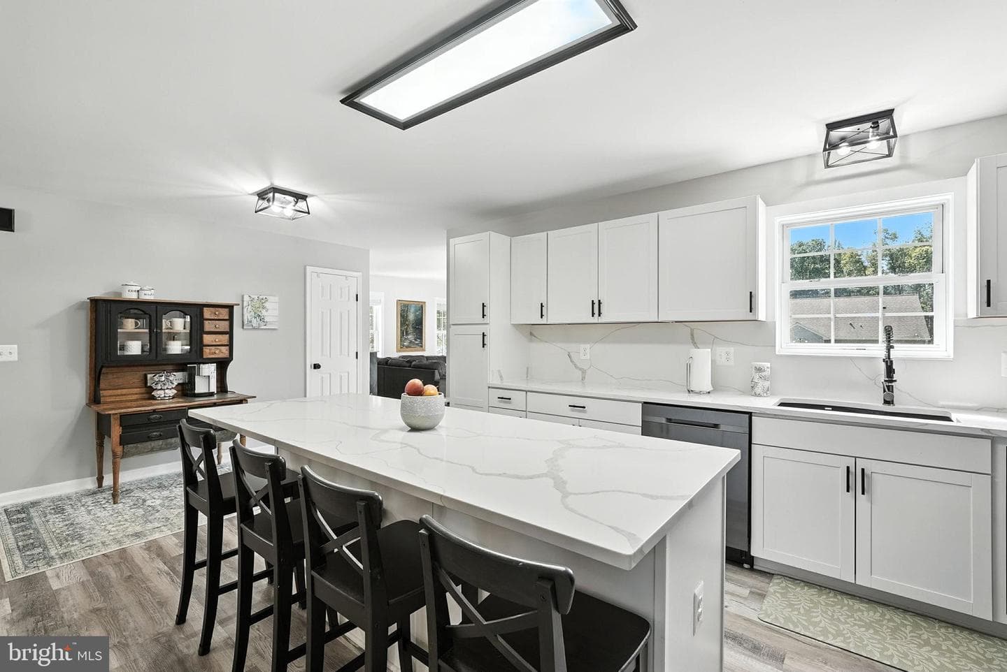 7 Hollywood Avenue photo 13