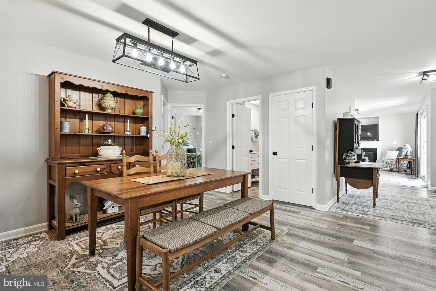 7 Hollywood Avenue photo 4