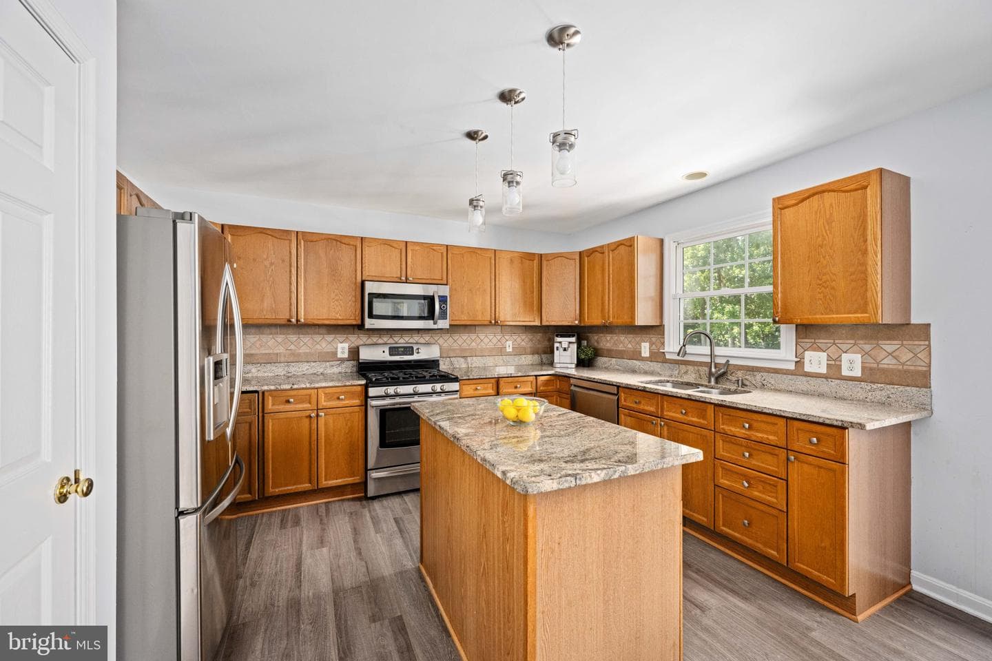 28 Raleigh Lane photo 27