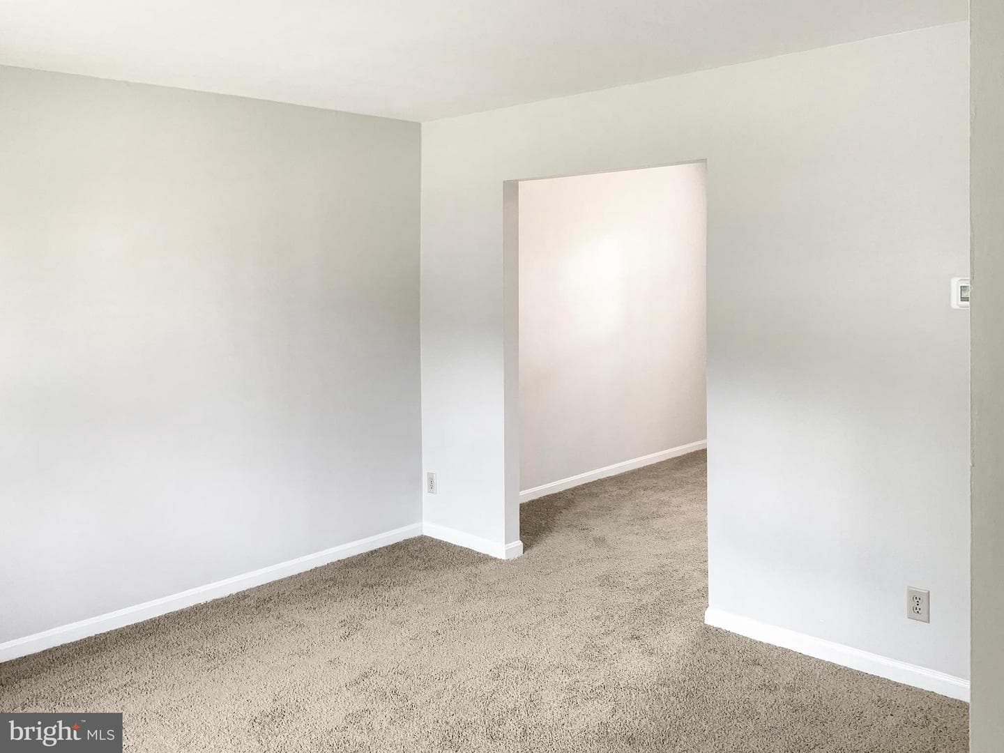 8 Birch Lane photo 3