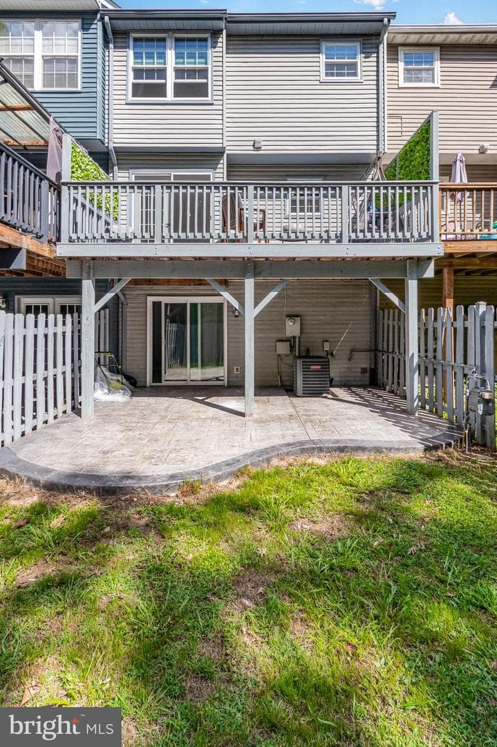 305 Backridge Court photo 25