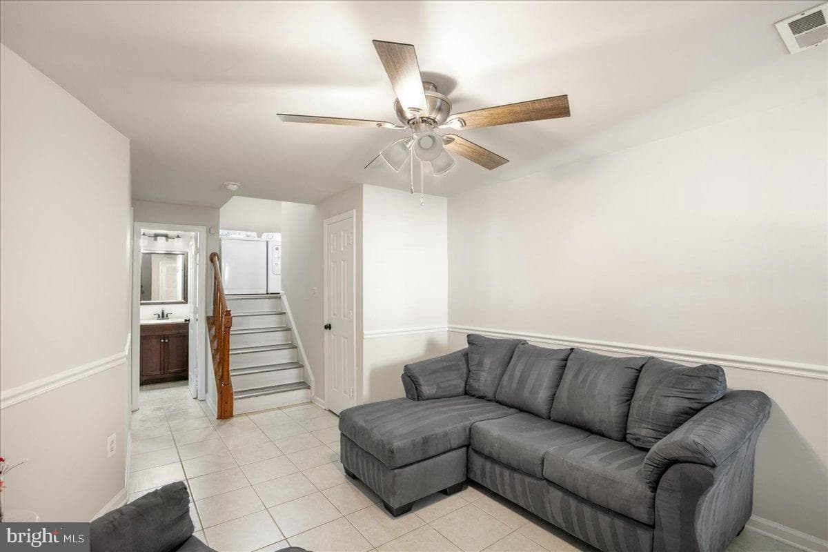907 Wind Ridge Drive photo 15
