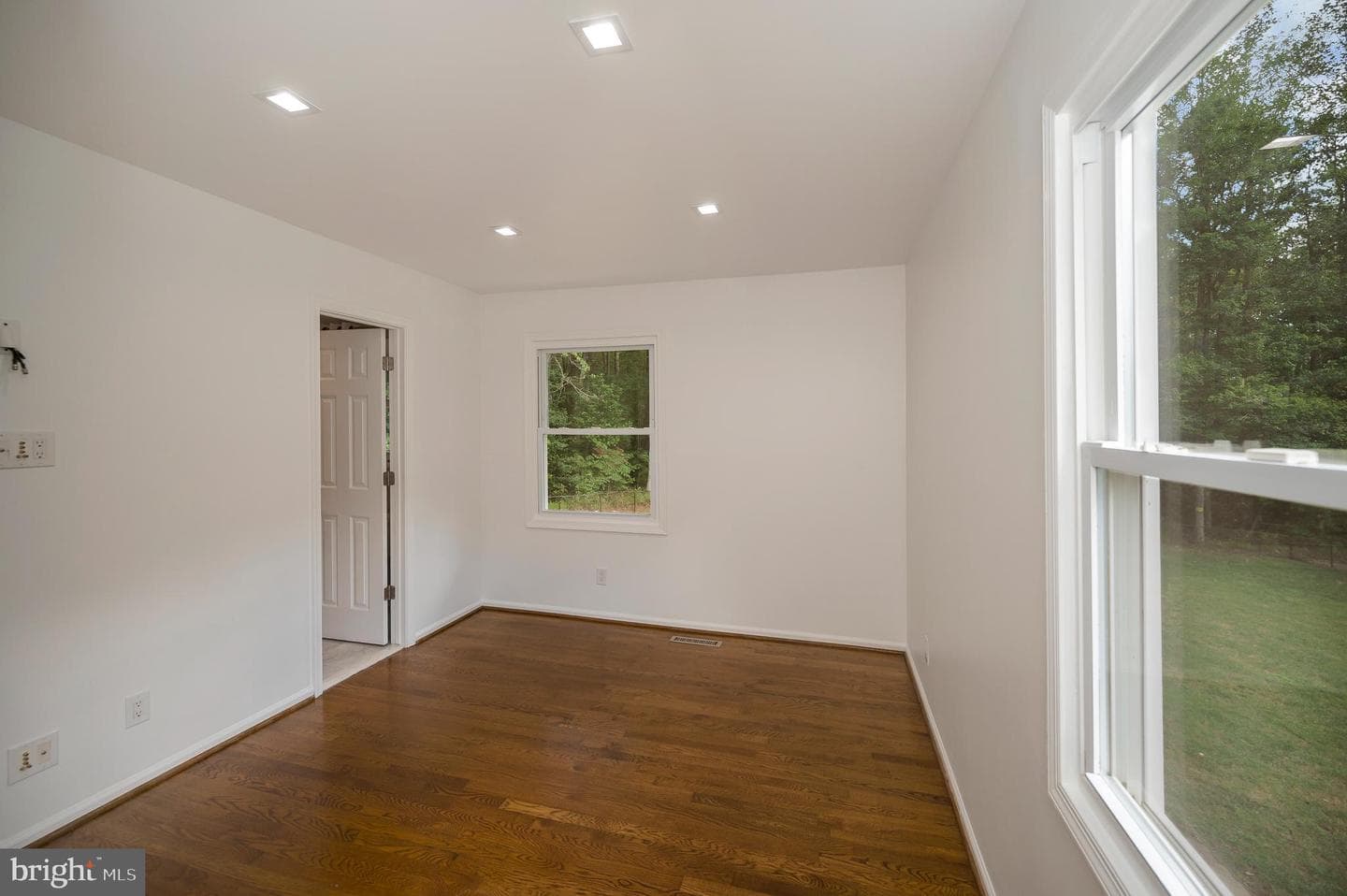 25 Turner Drive photo 23