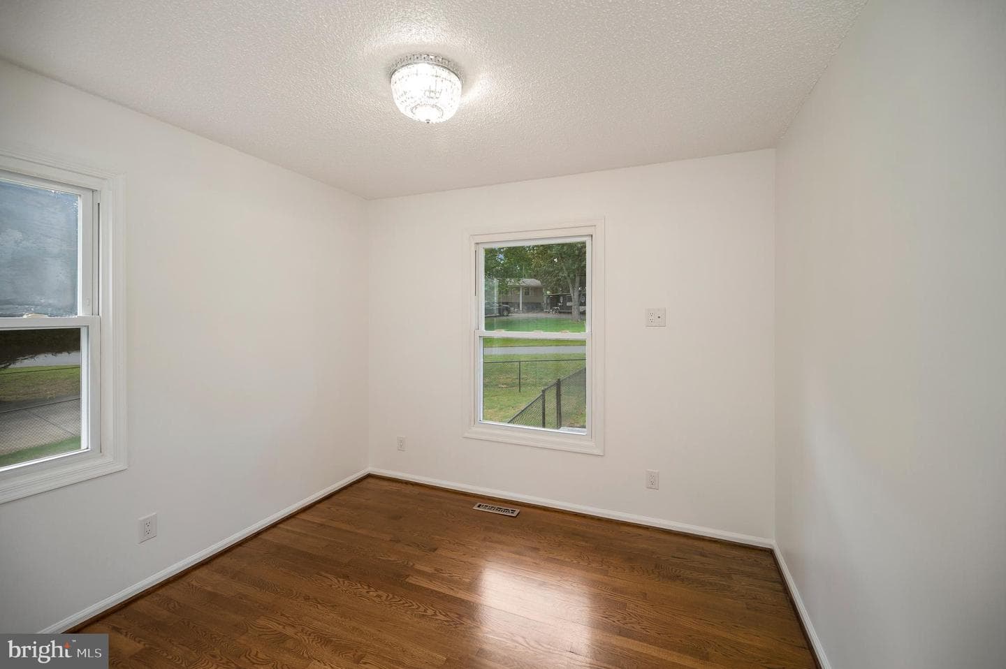 25 Turner Drive photo 28