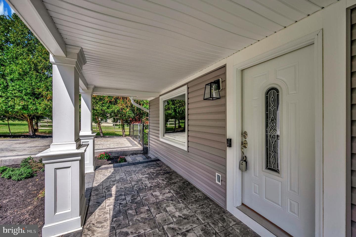 25 Turner Drive photo 4