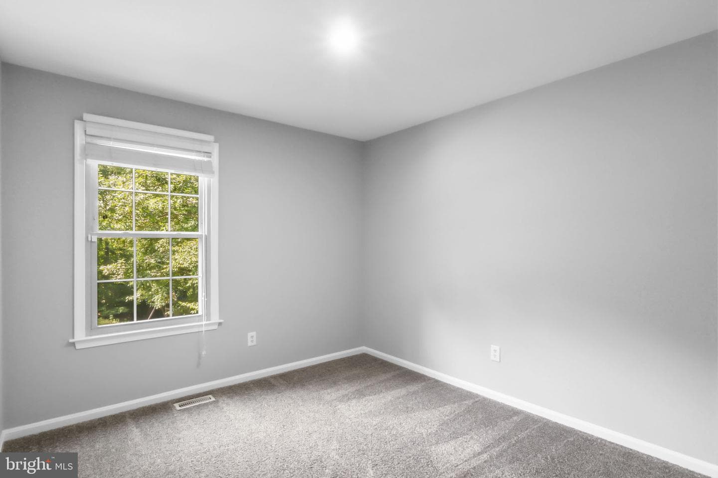 64 Panners Lane photo 10