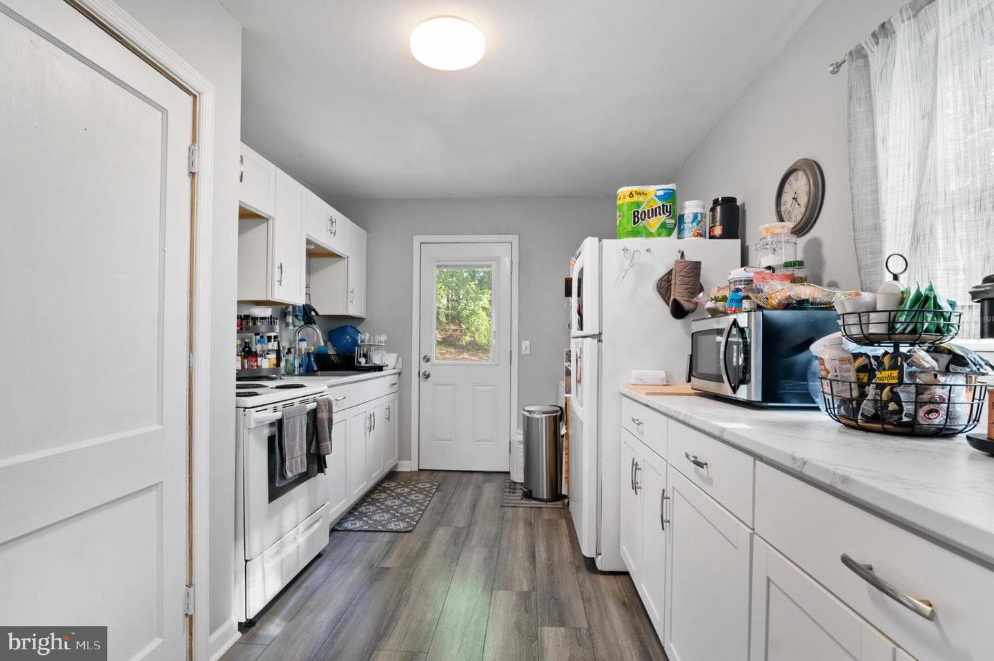 102 Hilda Drive photo 6